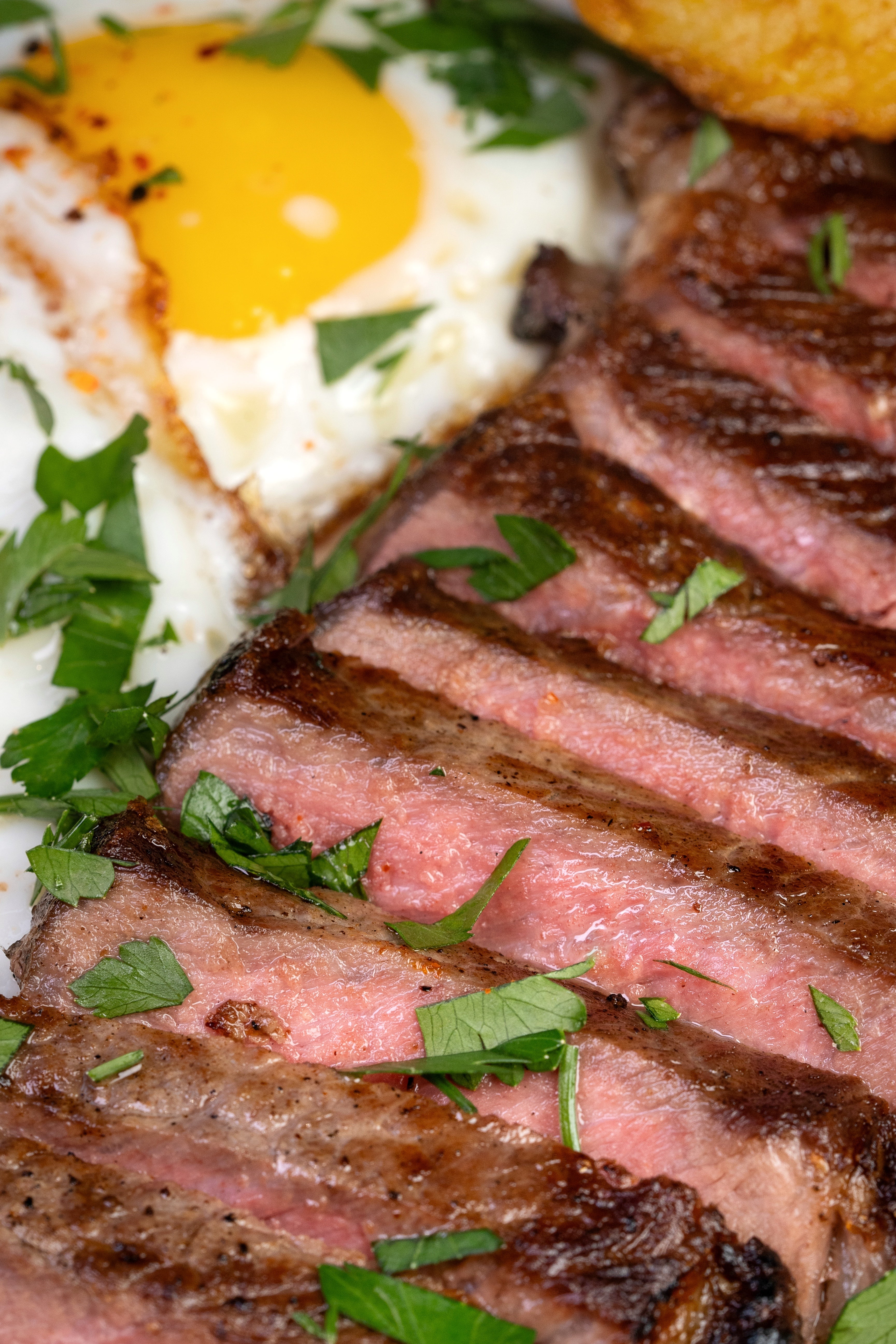 Steaks & Eggs